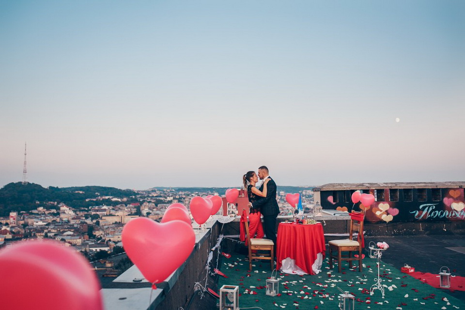 Романтическое свидание на крыше